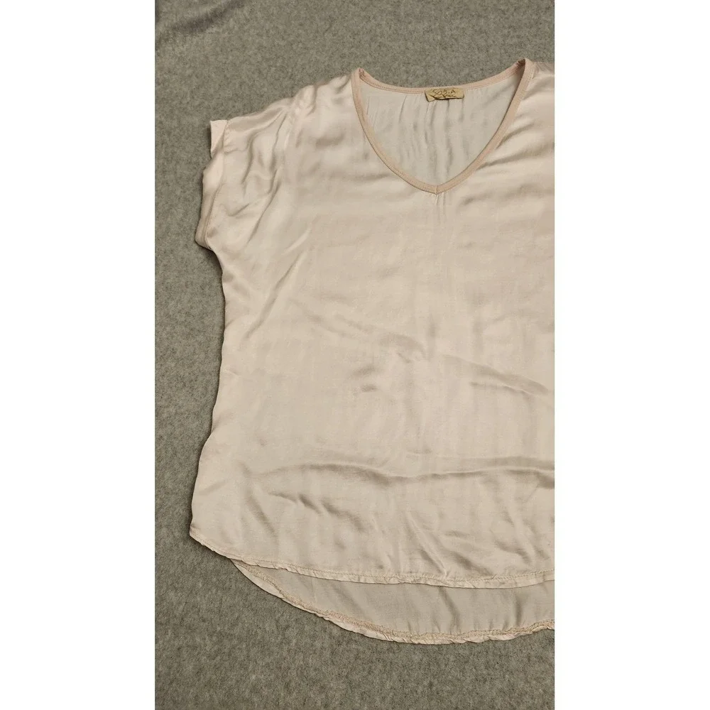 Sosia Shirt Womens Medium V‎ Neck Made in Italy Rayon Viscose Lightweight Top